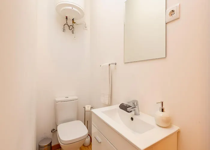 Charming 1-bedroom In 포르투