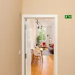 Charming 1-bedroom In 波尔图