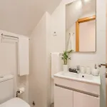 Charming 1-bedroom In Apartment *