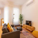 Charming 1-bedroom In Apartment
