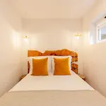 Charming 1-bedroom In Apartment