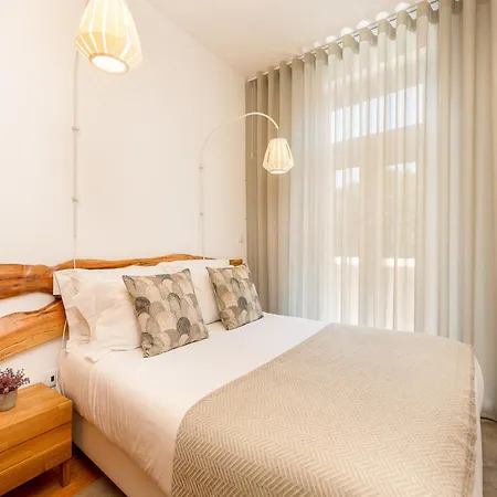 Charming 1-bedroom In *