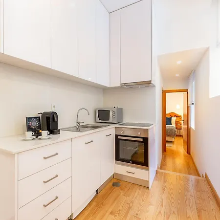 Charming 1-bedroom In بورتو