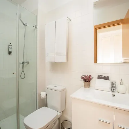 شقة Charming 1-bedroom In بورتو