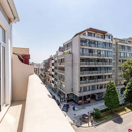 Charming 1-bedroom In *