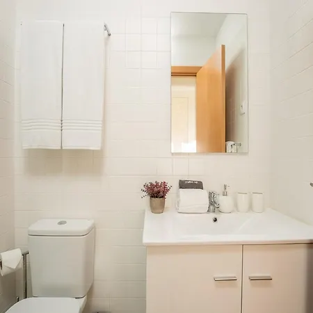 Charming 1-bedroom In 公寓