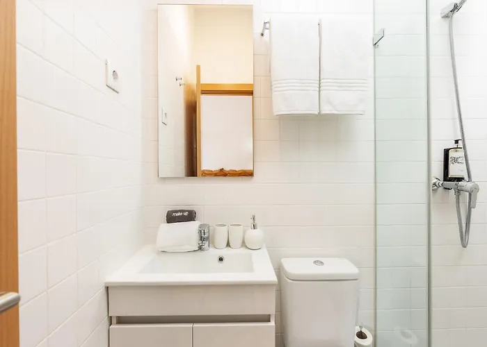 公寓 Charming 1-bedroom In *