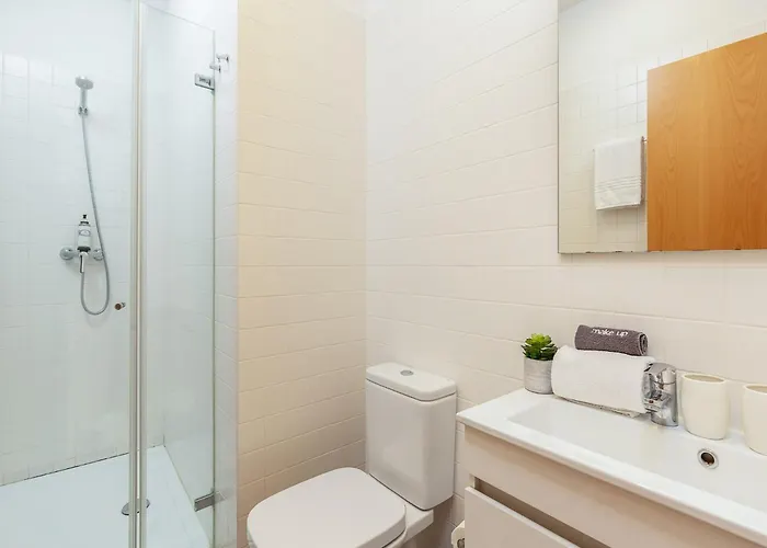 Charming 1-bedroom In Apartamento Porto