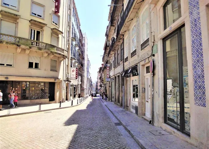 Charming 1-bedroom In Apartment