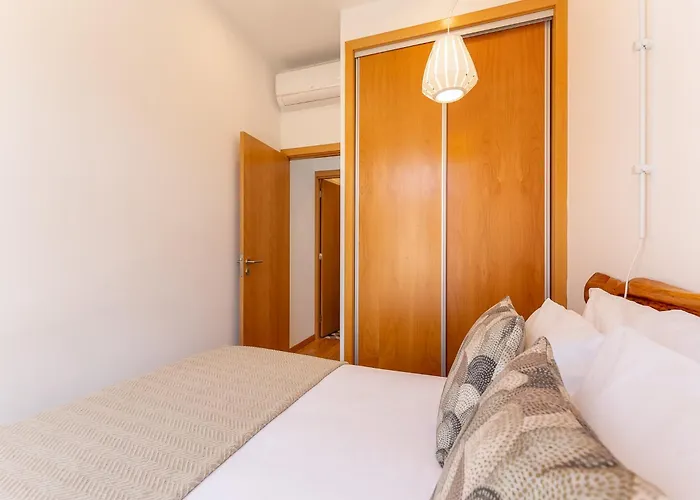 Charming 1-bedroom In * Oporto