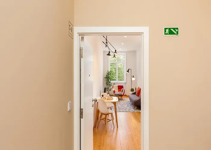 Charming 1-bedroom In Oporto